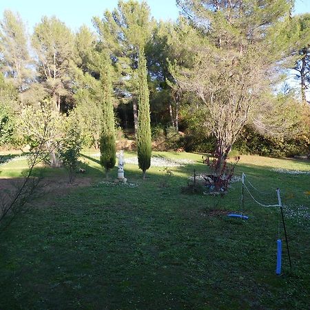 Le Mas Du Pin Vert Aubagne Exterior photo